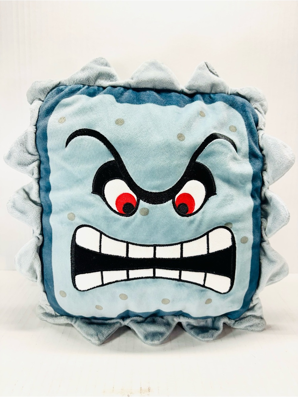 12” Thwomp Tomy Club Mocchi Mocchi Nintendo Super Mario Mega Plush